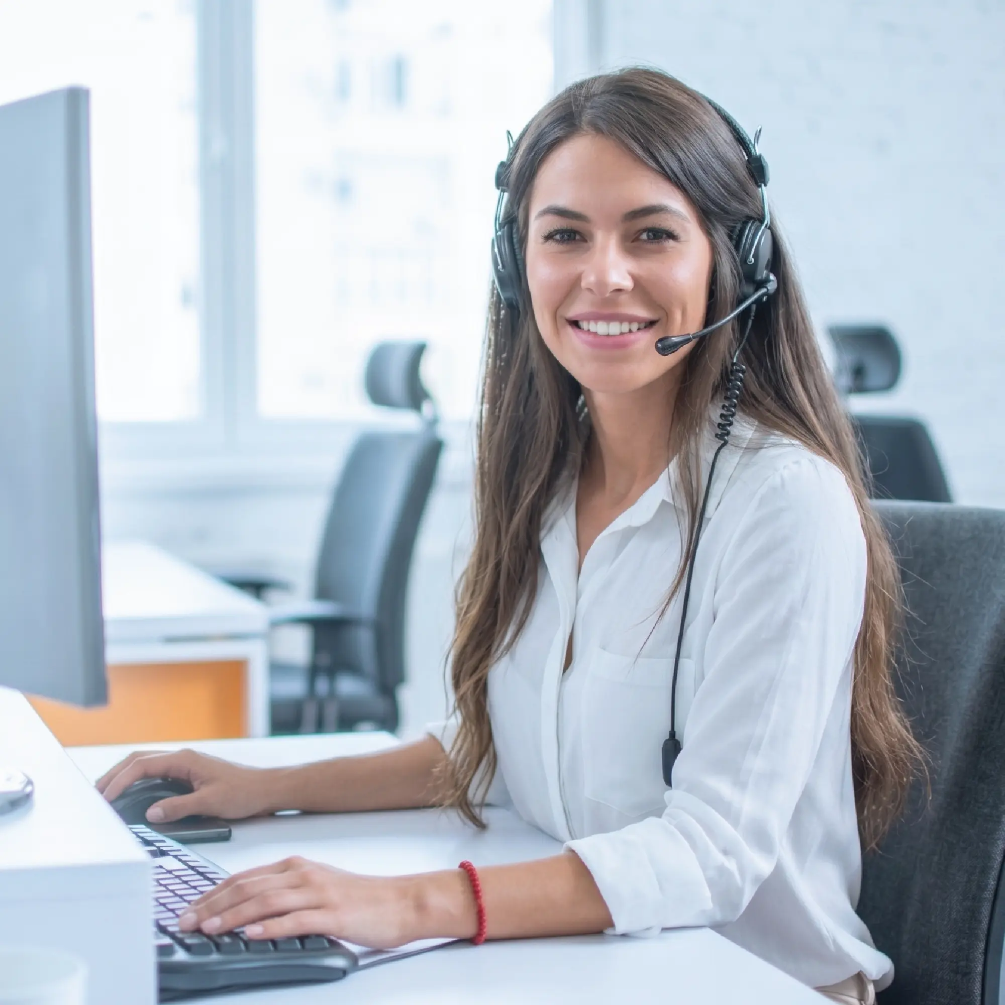 Remote Customer Support Rep professional supporting international hiring and workforce operations